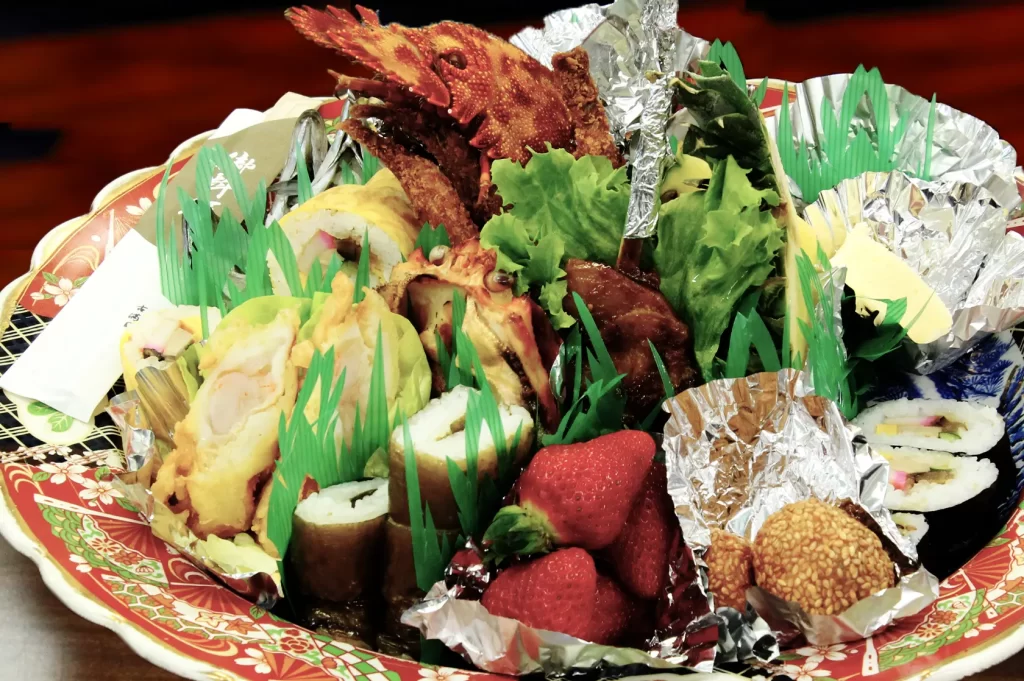 高知県の代表的な食文化「皿鉢料理」